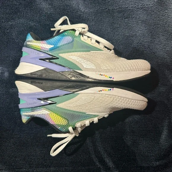 Reebok Nano White with Blue and Green Accents - Picture 8 of 12
